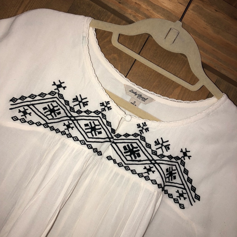 🛍 Lucky Brand boho blouse